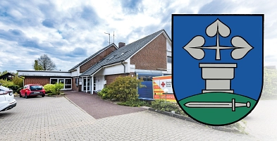 Das Gemeindebüro Bargstedt. Rechts ist das Wappen der Gemeinde Bargstedt zu sehen.