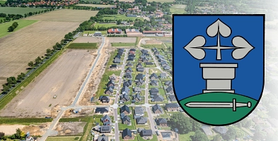 Luftbild von Bargstedt. Rechts ist das Wappen der Gemeinde Bargstedt zu sehen.