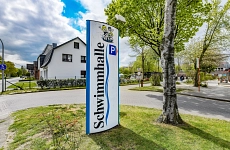 Schwimmhalle Ahlerstedt - Schild